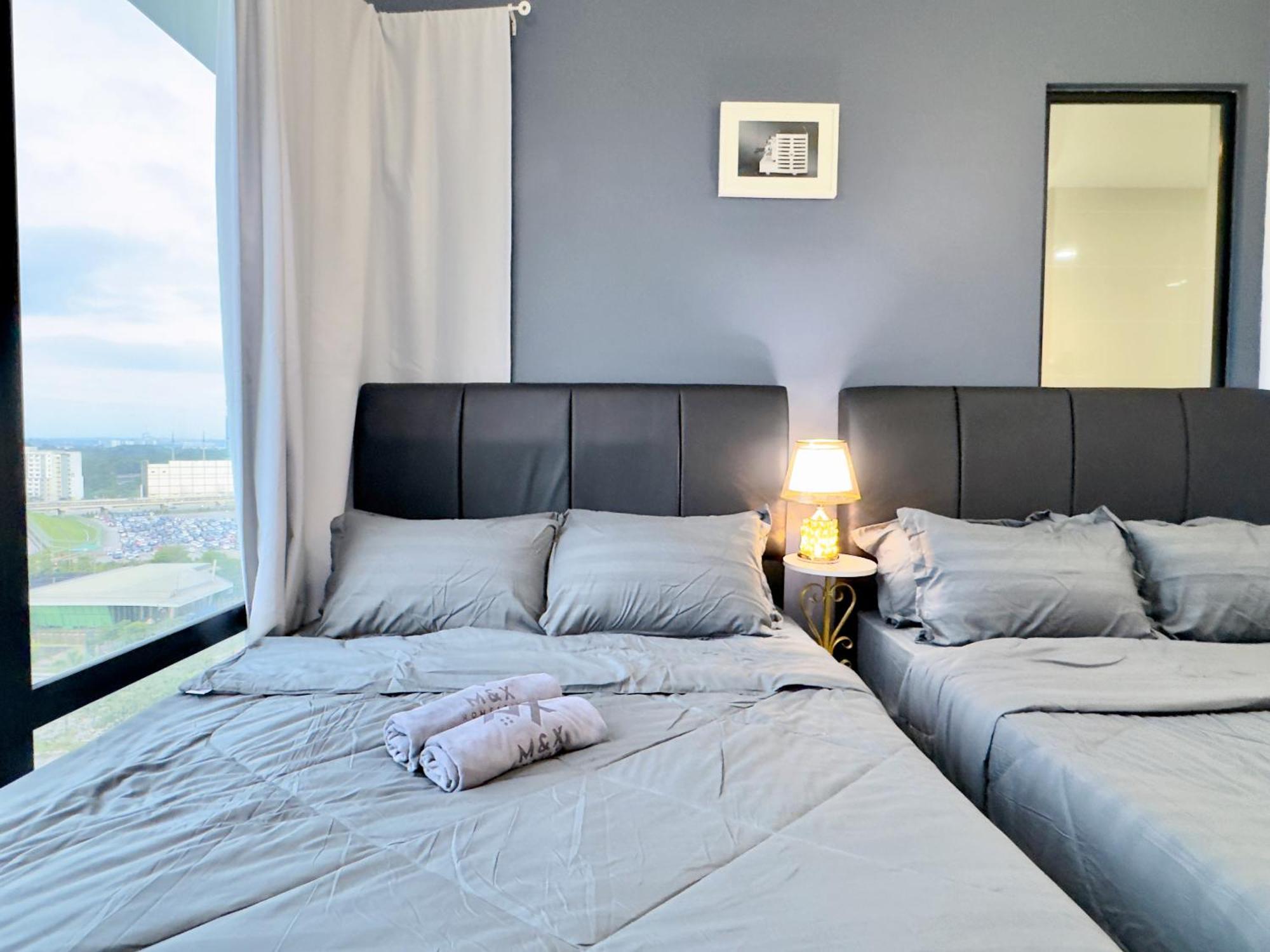 Aparthotel Midvalley Southkey Mosaic 6-9pax Netflix-smarttv70inch *