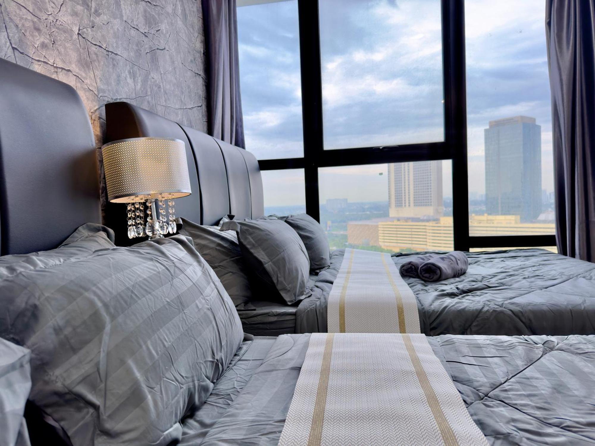 Aparthotel Midvalley Southkey Mosaic 6-9pax Netflix-smarttv70inch Johor Bahru