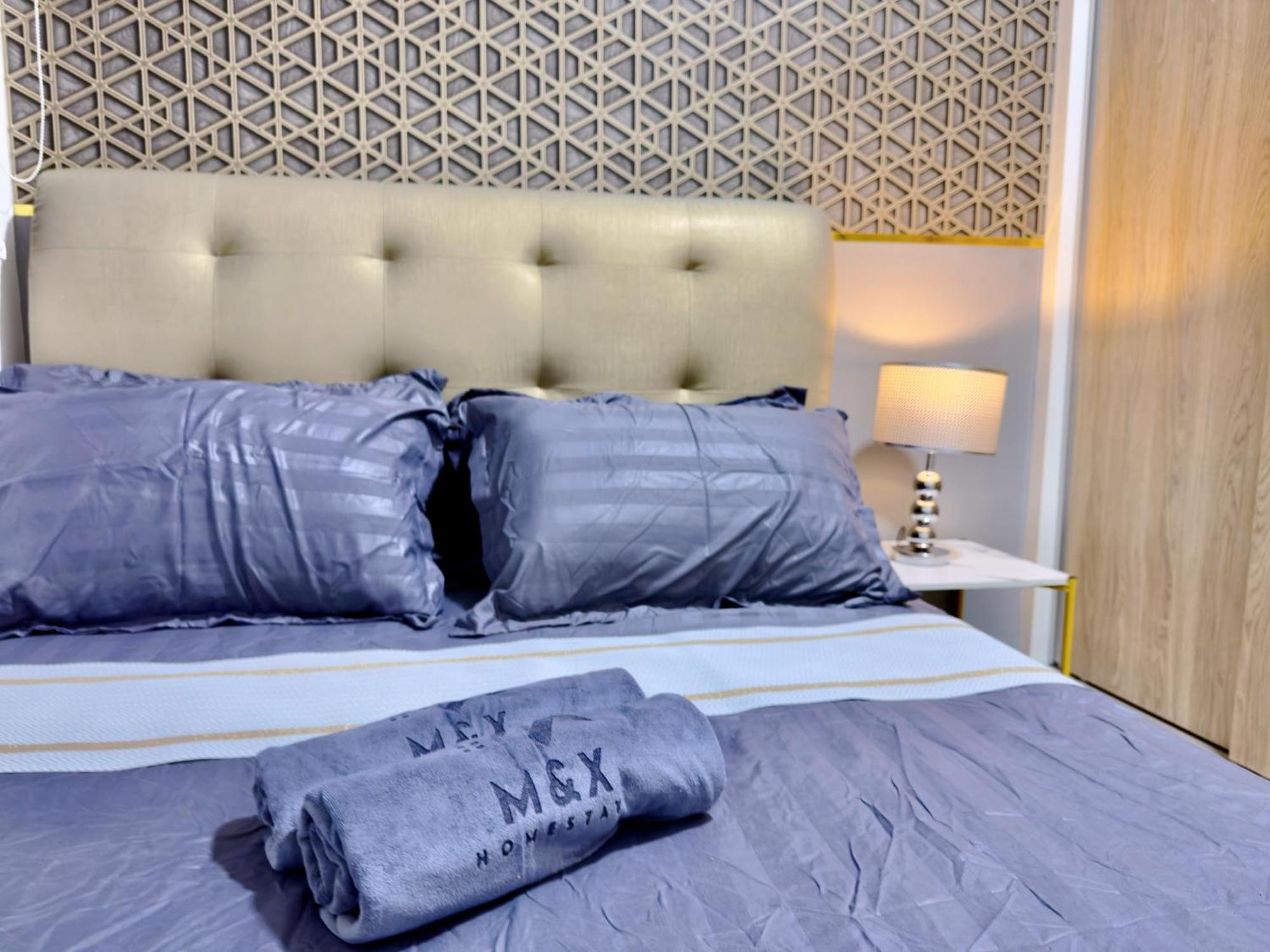Midvalley Southkey Mosaic 6-9pax Netflix-smarttv70inch Aparthotel *