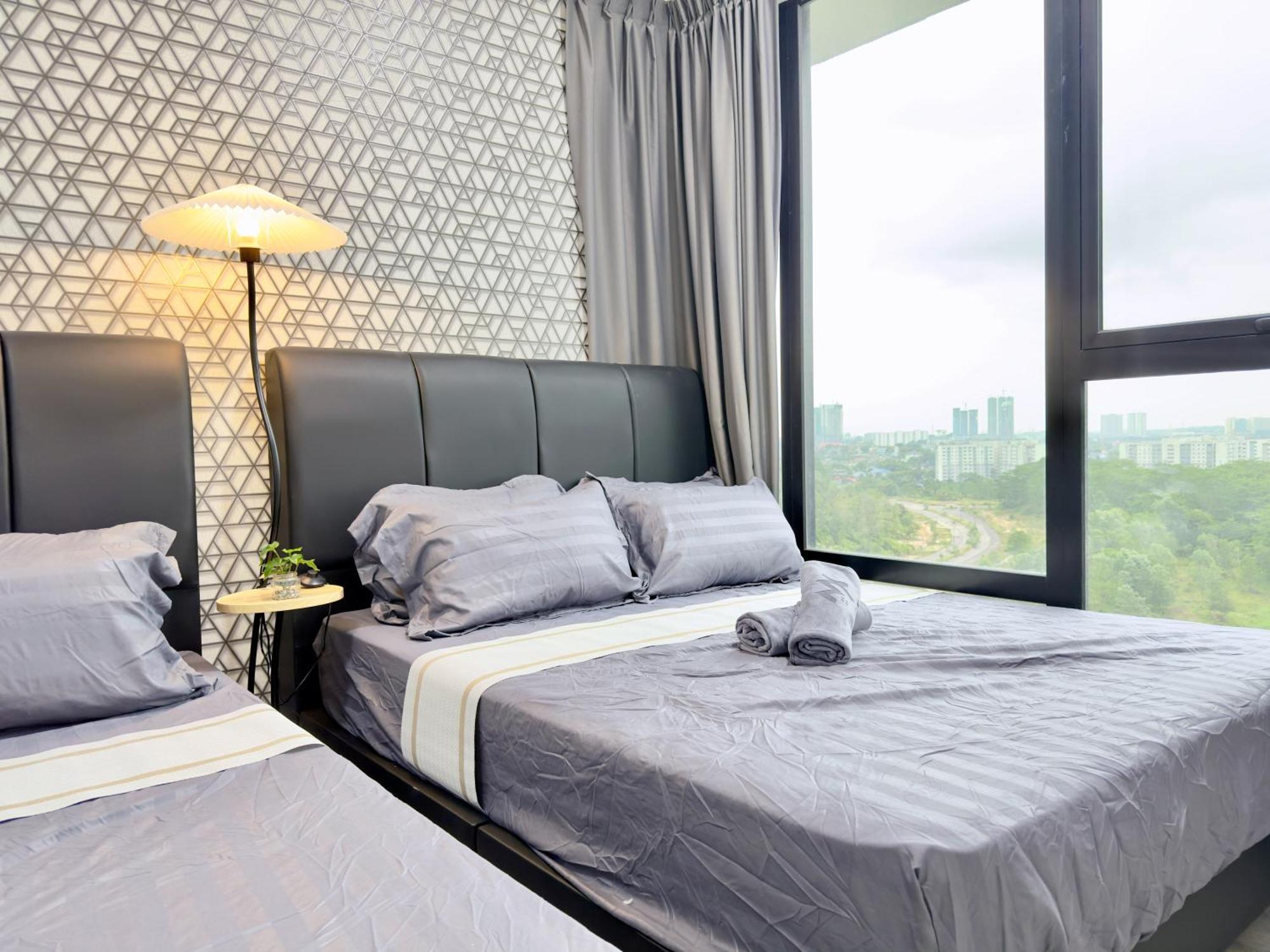 Aparthotel Midvalley Southkey Mosaic 6-9pax Netflix-smarttv70inch Johor Bahru