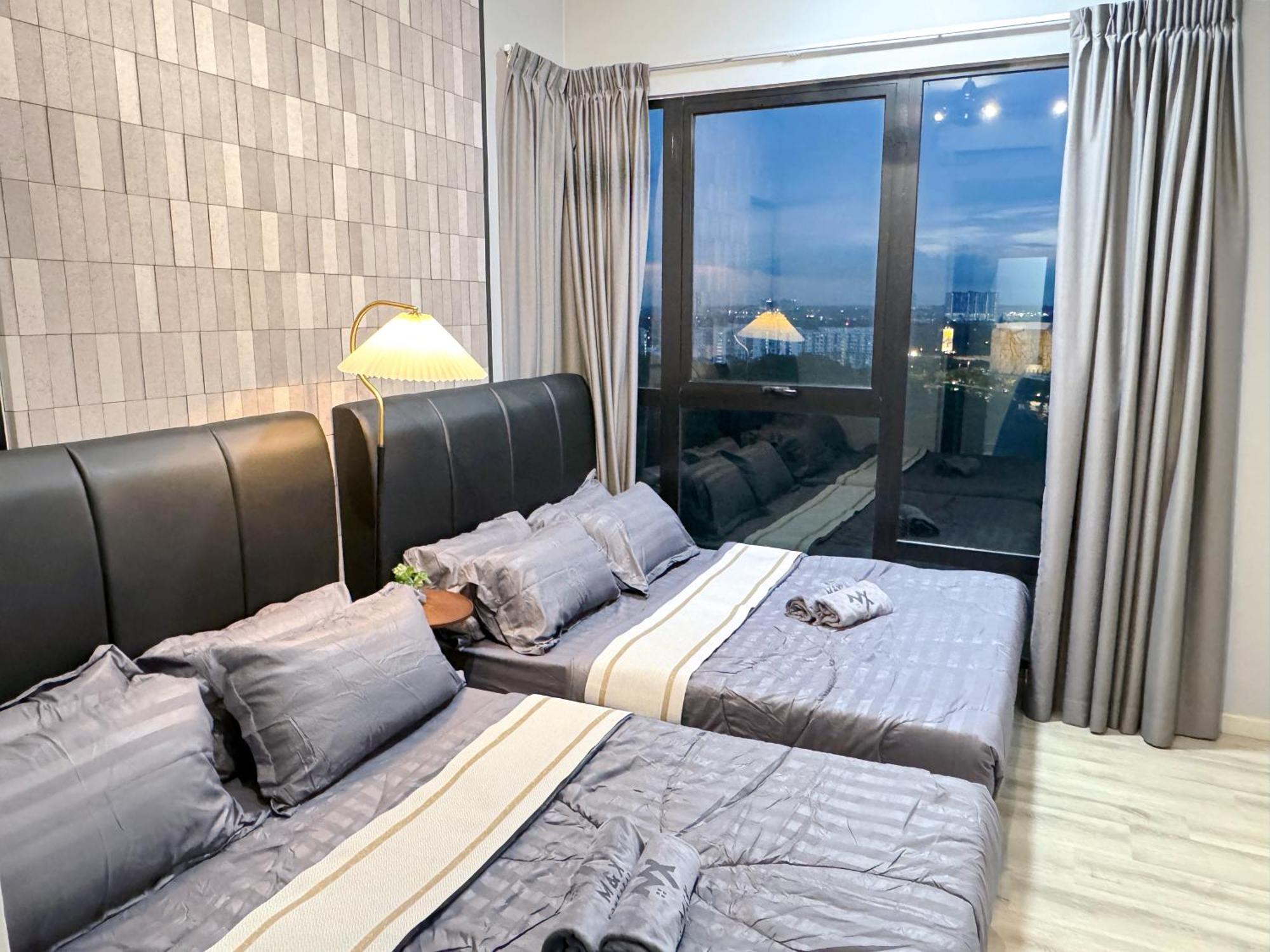 Midvalley Southkey Mosaic 6-9pax Netflix-smarttv70inch Aparthotel