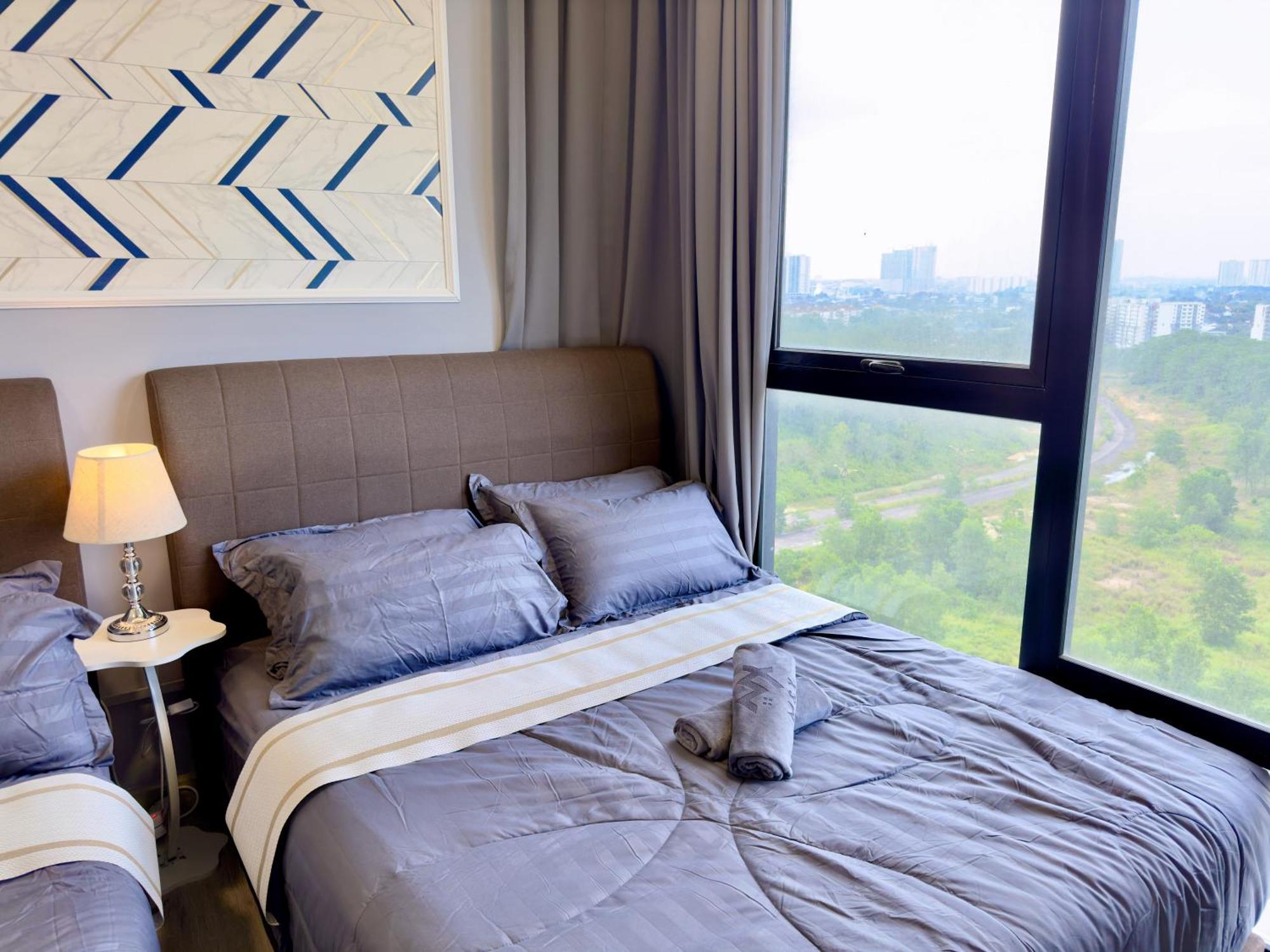 Midvalley Southkey Mosaic 6-9pax Netflix-smarttv70inch Aparthotel