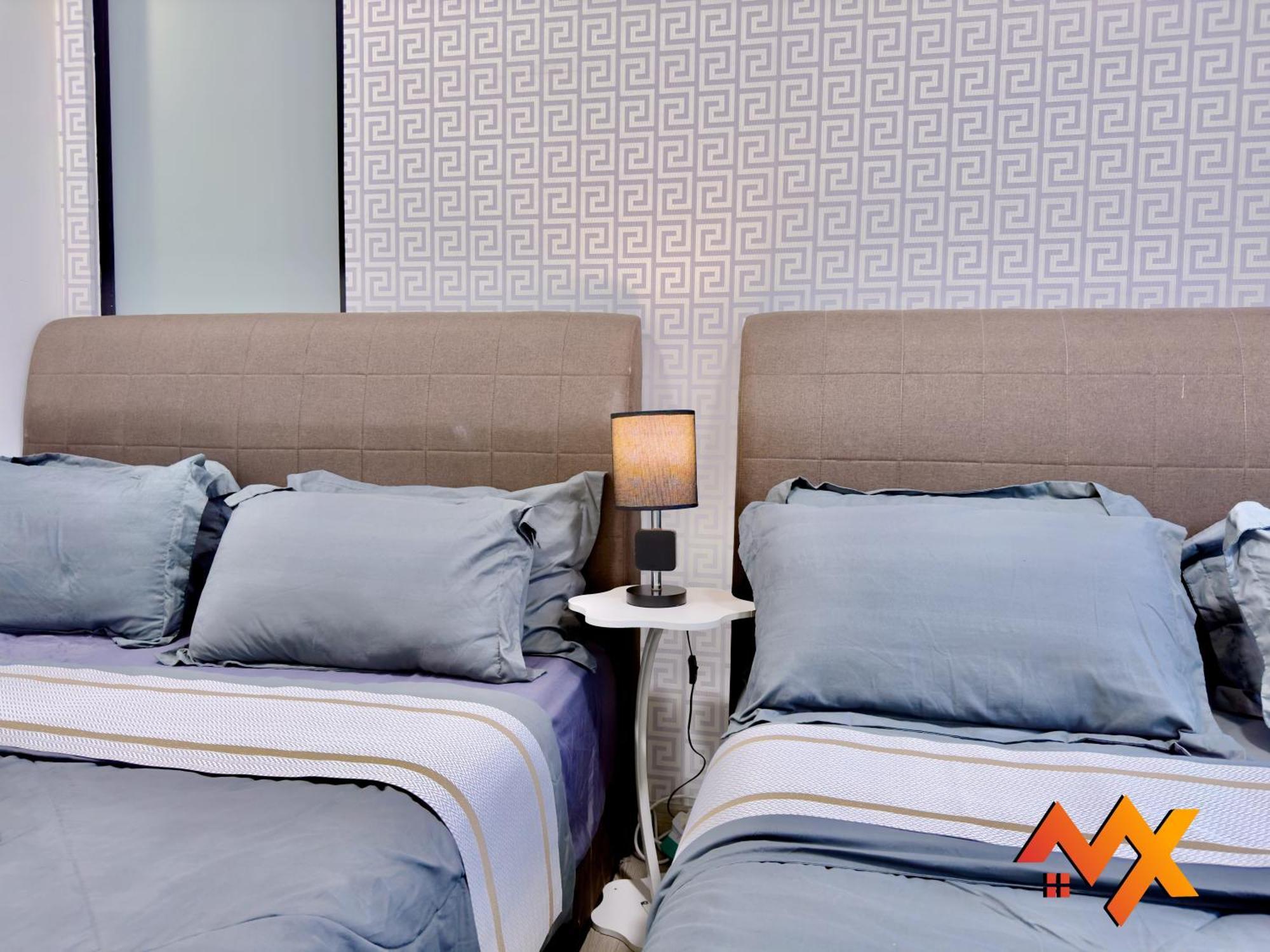 Midvalley Southkey Mosaic 6-9pax Netflix-smarttv70inch Aparthotel *