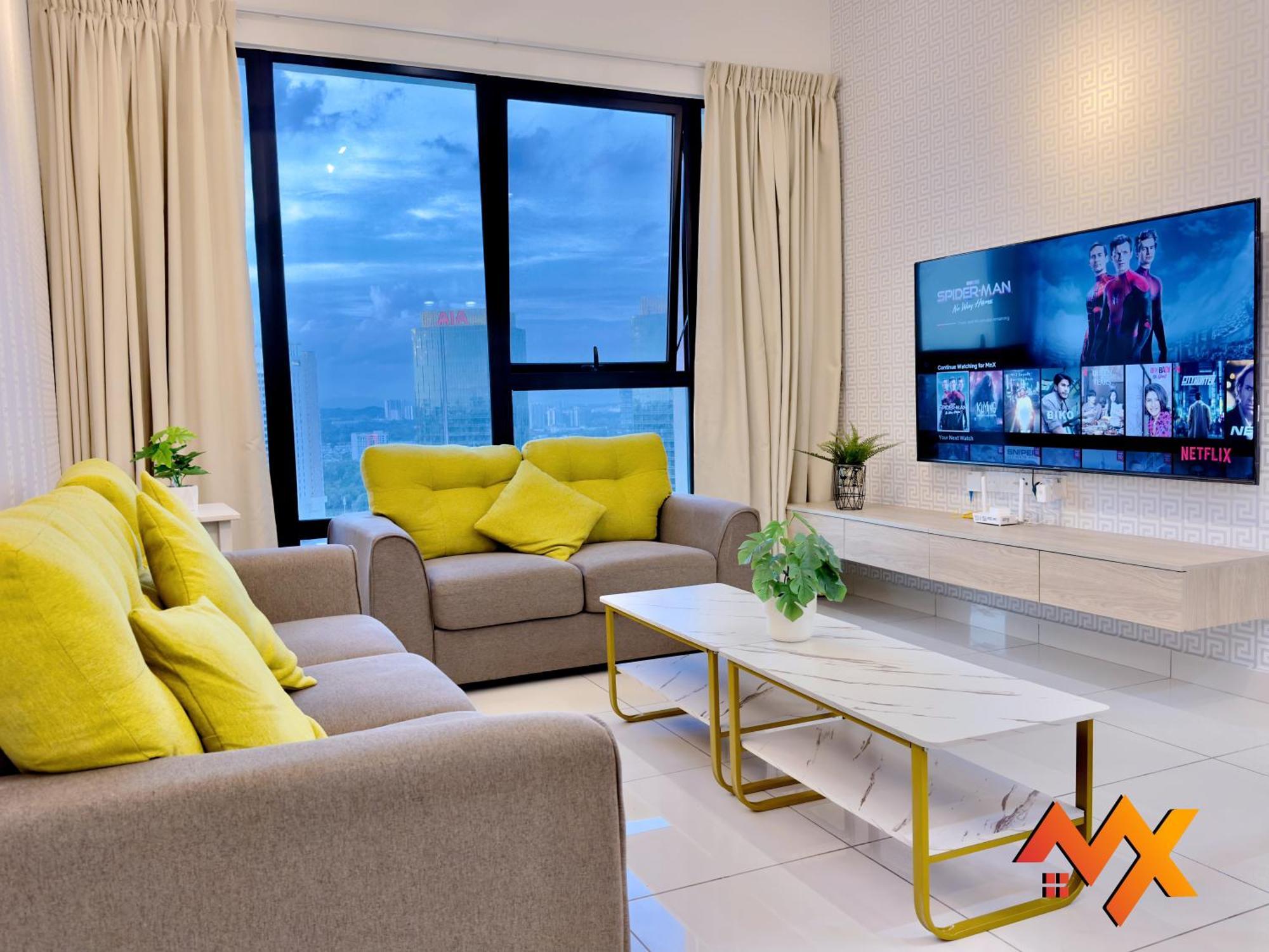 Midvalley Southkey Mosaic 6-9pax Netflix-smarttv70inch * Johor Bahru